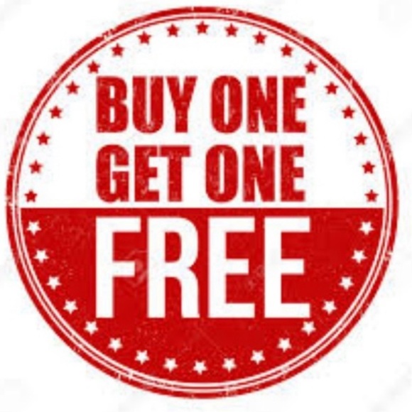 📣 CLOSET CLEAROUT 📣 - Picture 1 of 1